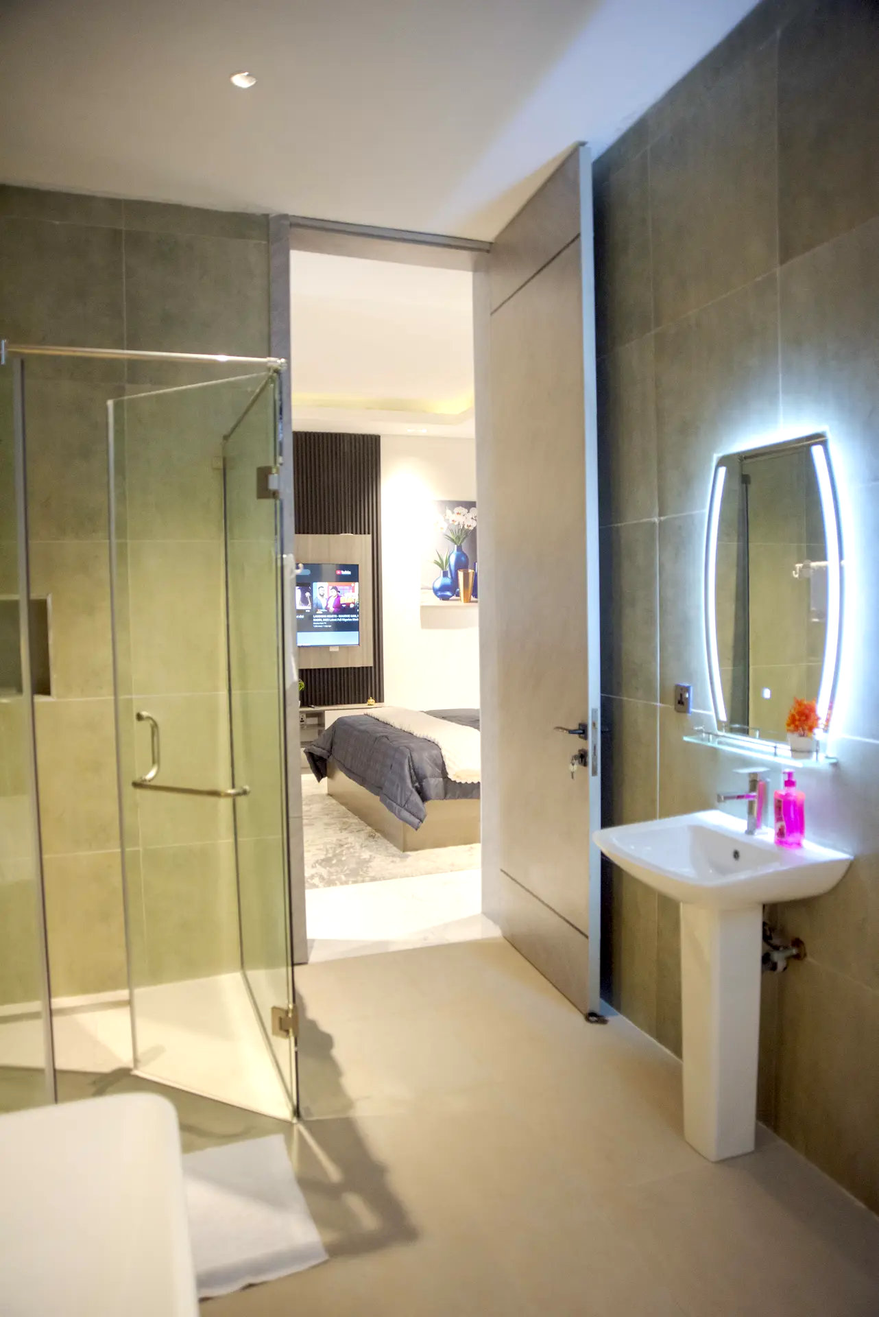 4 Bedroom Apartment