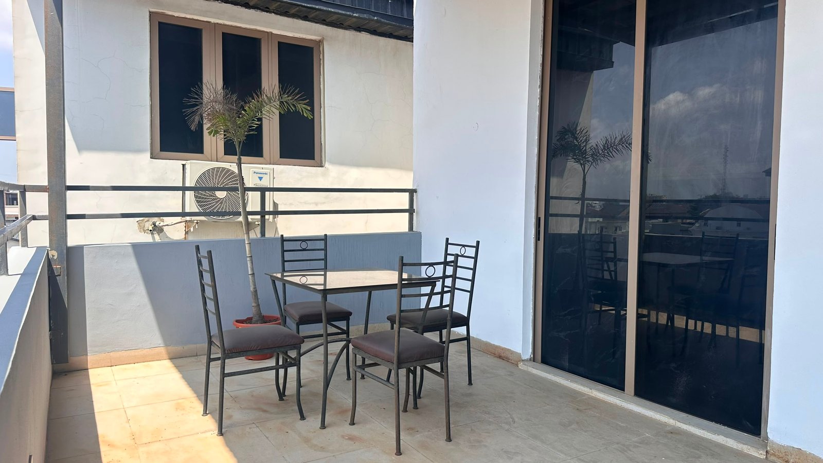 4 Bedroom Apartment