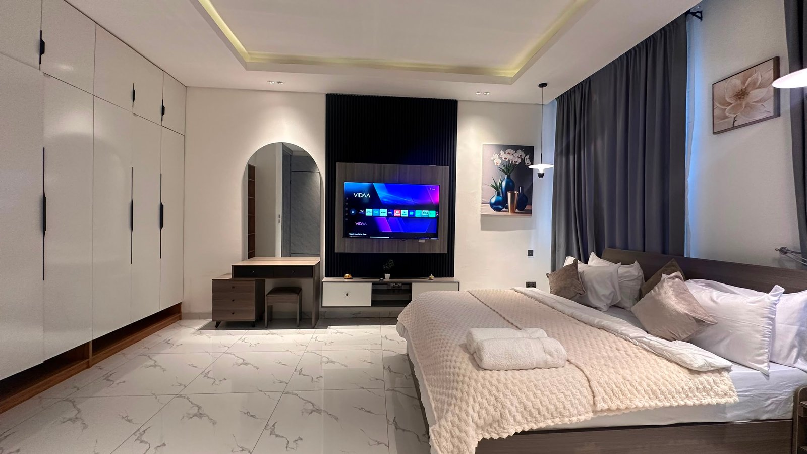 4 Bedroom Apartment