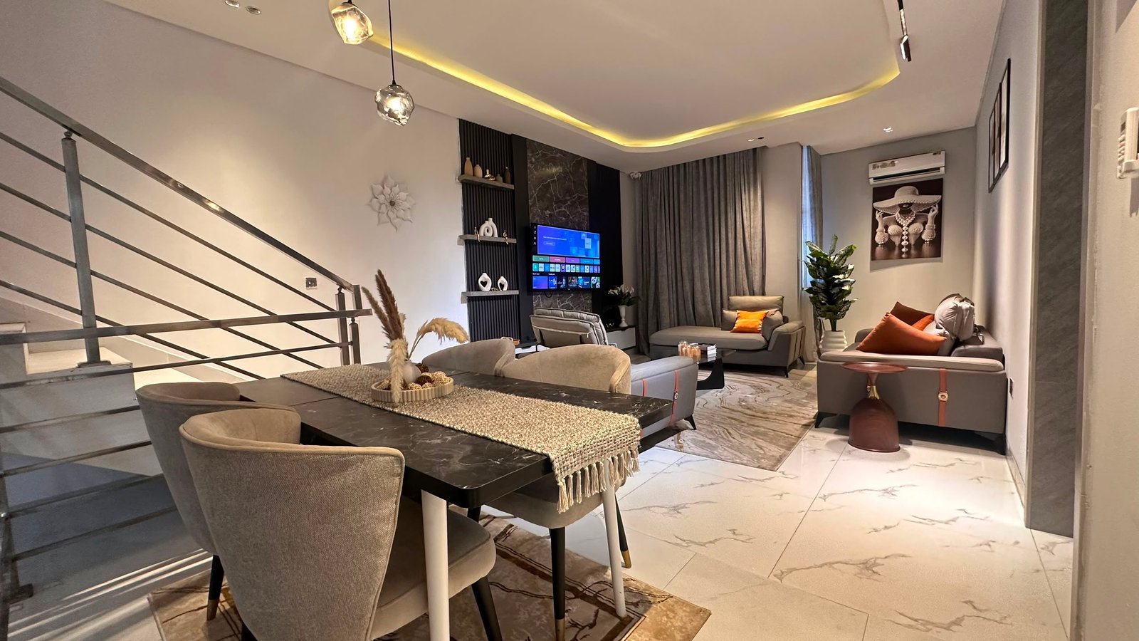 4 Bedroom Apartment